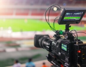 Valor global dos direitos de mídia esportiva atinge US$ 55 bilhões