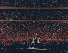 Coldplay entra em campo no Brasil: tudo sobre os shows no Morumbi e no Engenhão