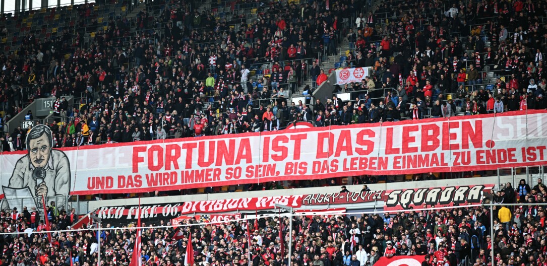 "Fortuna para todos": clube da segunda divisão alemã anuncia ingressos gratuitos