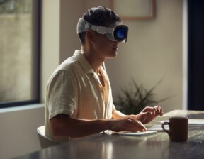 Apple apresenta o Vision Pro, seu headset de realidade aumentada