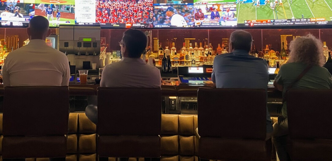 Nova empresa ganha milhões com a transmissão de jogos da NFL em bares