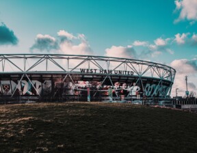 Participação minoritária do West Ham United chega ao mercado