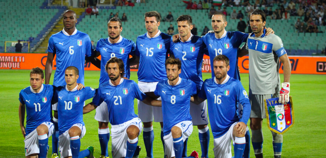 Por que a seleção italiana joga de azul?