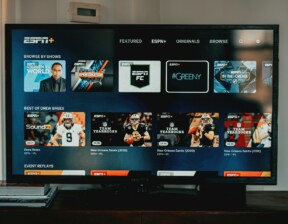 ESPN, Fox e WBD anunciam serviço conjunto de streaming de esportes